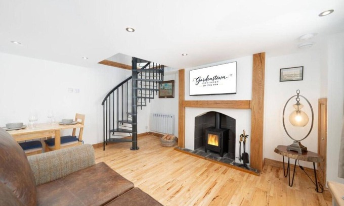 Banff House | Nautical Nook, 16 Seatown, Gardenstown