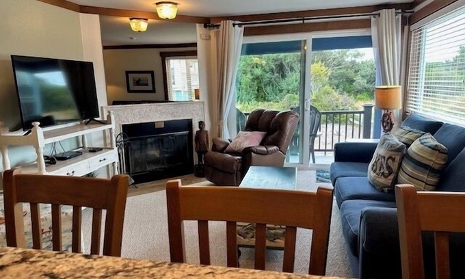 Ocean Shores House | Nautilus # 108 - Ocean Front Condos