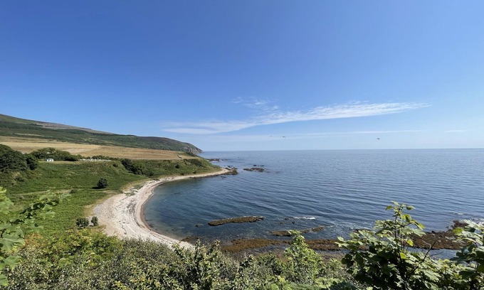 Helmsdale Hotel | Navidale House - Bed, Breakfast & Bar