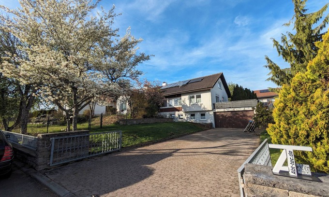 Bitz Apartment | nBitzer Blick Feel at home! 2 rooms, fully equipped kitchen