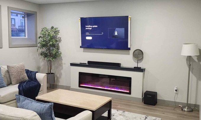 Fort Gary Apartment | nCozy & Stylish 2BR Apartment