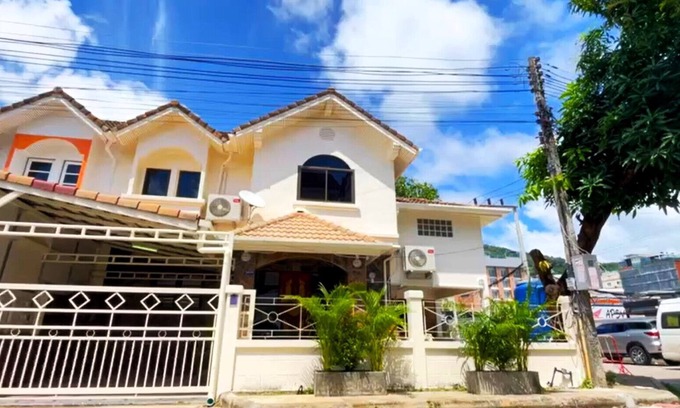Patong Villa | Near Bangla Road & Patong Beach Marvelous 4-Bedroom Private Villa