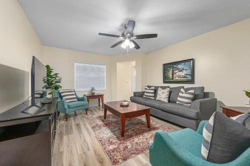 Melbourne Apartment | Near Beaches, Downtown Melbourne, MLB Airport, FIT, and HRMC! 1