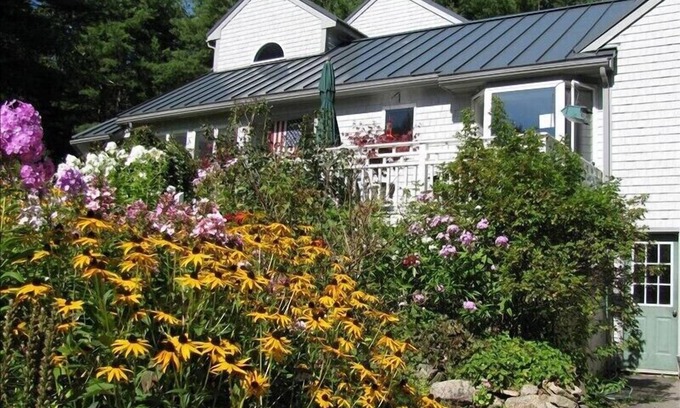 Biddeford Apartment | Near Biddeford Pool. Quiet, Private, Hideaway.