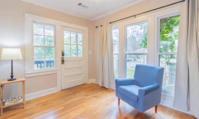Columbus Apartment | Near Downtown, Parks & Museum - Midtown Back House