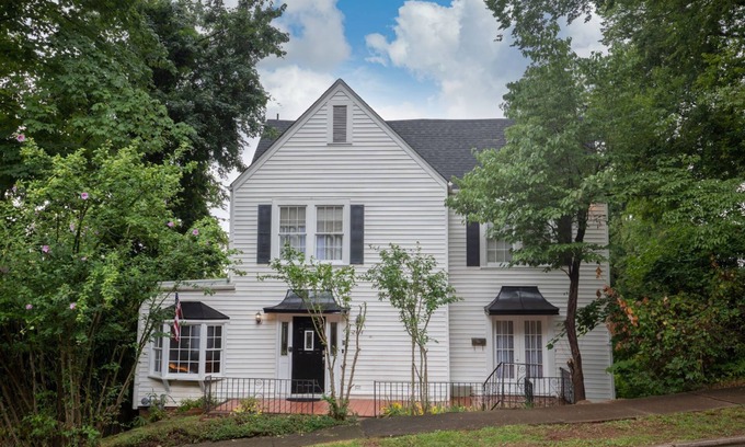 Redmont Park House | Near Downtown Redmont Revival Unit 1