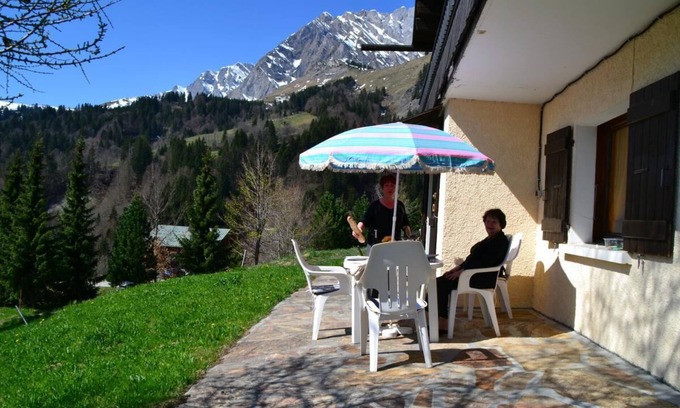 La Giettaz Apartment | Near La Clusaz, unforgettable views of the Aravis mountains