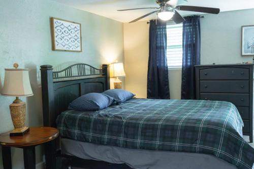 Mead House | Near Lake Texoma Quad-plex Kitchenette - 27