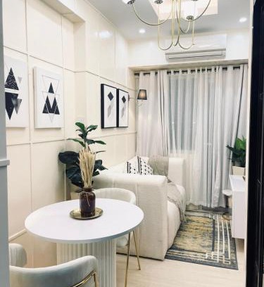 San Dionisio Apartment | NEAR NAIA TERMINAL 1, 2, 3 Cozy Apartment at Field Residence