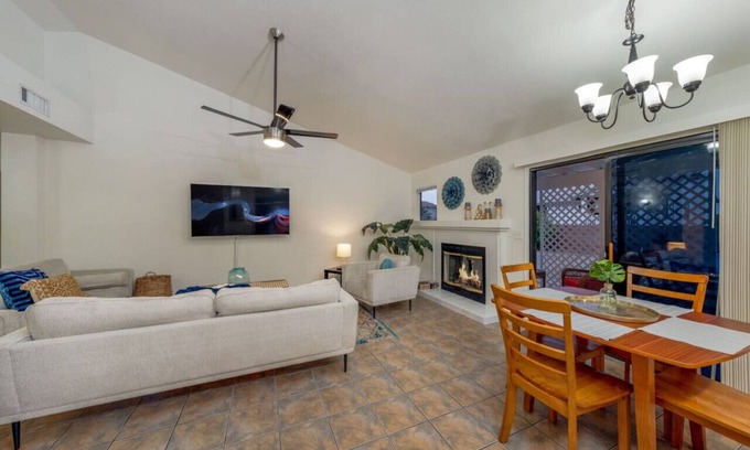 Eastside House | Near NW Hospital/3 BR & 2 BA/Fenced/Garage