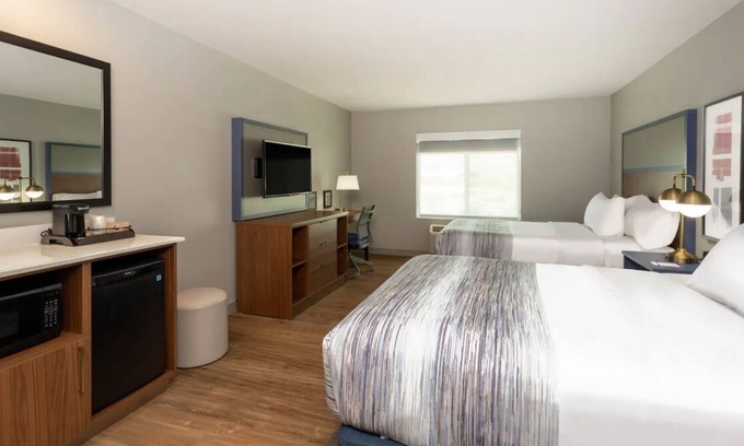San Angelo House | Near Parks, Trails, and Museums! 3 Modern Units, FREE Breakfast, Onsite Pool!