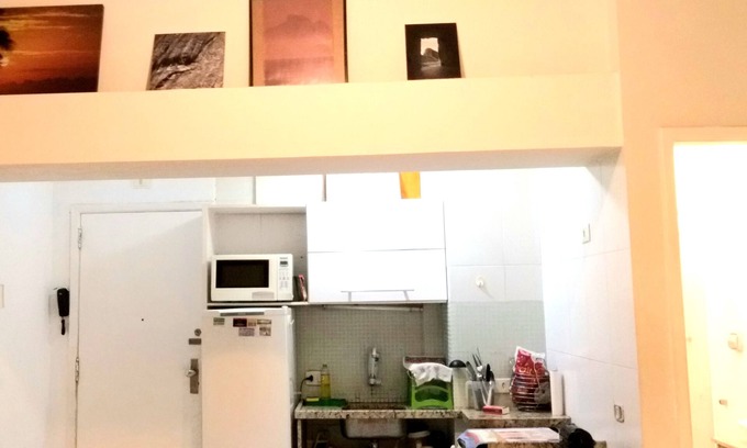 Copacabana House | NEAR THE BEACH AND METRO IN COPACABANA W / VIEWS TO THE CHRIST