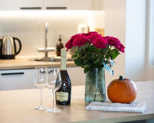 Kokkola Apartment | Near University - Charming Loft