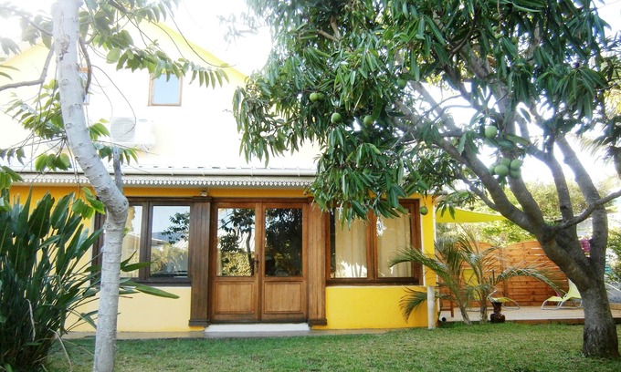 Etang Sale Les Bains Villa | nearest beach, Villa colors turned to her garden and swimming pool