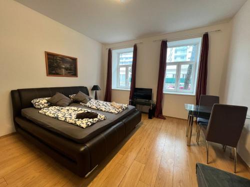 Simmering Apartment | Neat 1BR Apt. Simmering - Ideal for Longstays