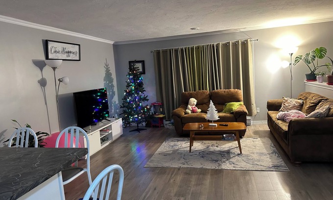 Moncton House | Neat and cozy 3 bedroom house