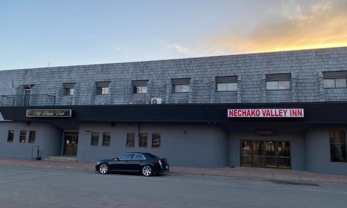 Vanderhoof Hotel | Nechako Valley Inn