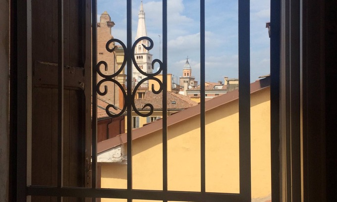 Old Town Apartment | Nel centro del centro di modena magnifico duplex con terrazza
