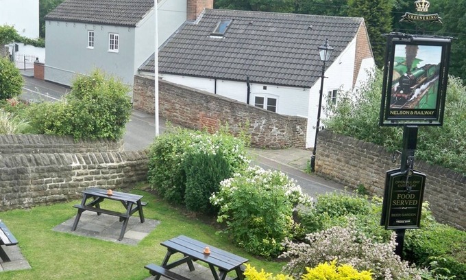 Kimberley Bed & Breakfast | Nelson and Railway Inn