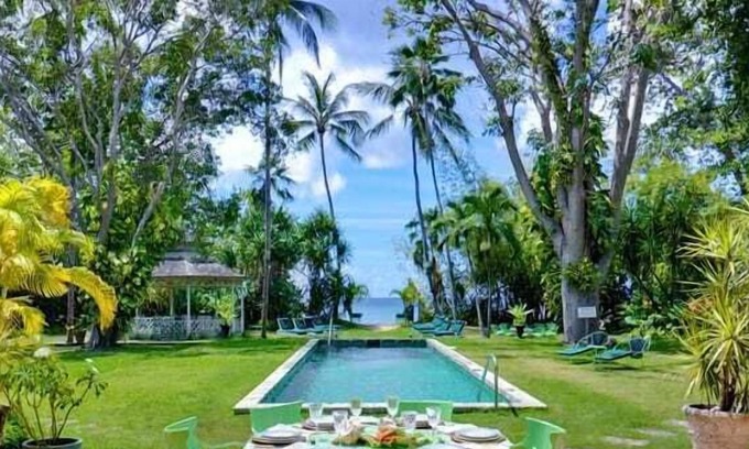 Little Battaleys Villa | Nelson Gay (7 Bed) Su