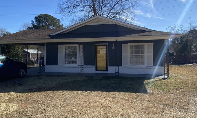 Decatur House | Nelson Street