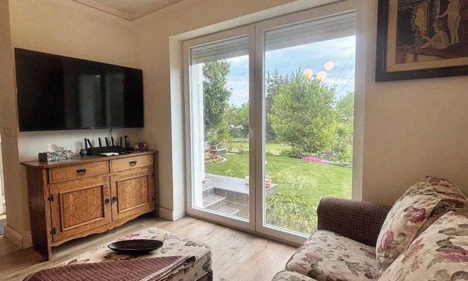 Csopak Apartment | Neon apartment with balcony, garden view, super amenities.