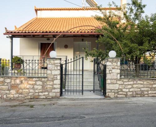 Neromilos House | Neromilos Harmony - Roussis Residence