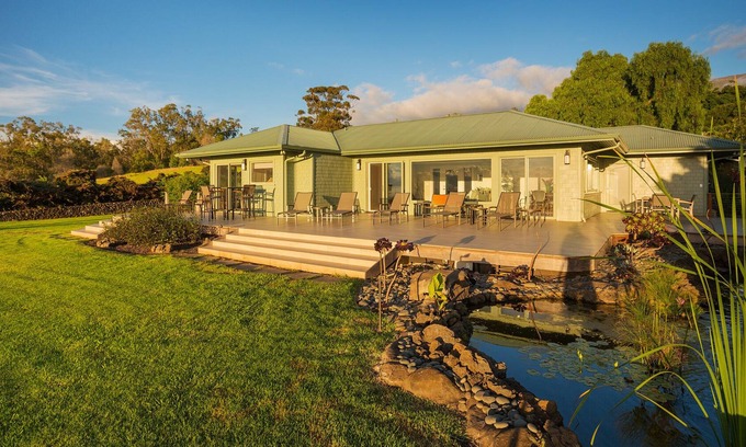 Kula House | Nestled on the Slopes of Haleakala with a View from Coast to Coast - Permitted