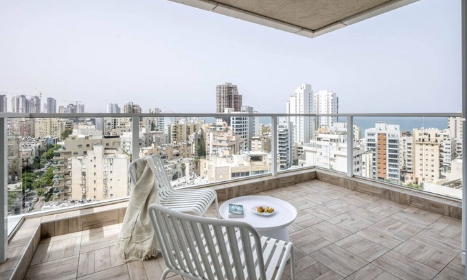 Netanya Apartment | Netanya Seaside High-Rise Apartment by Sea N' Rent