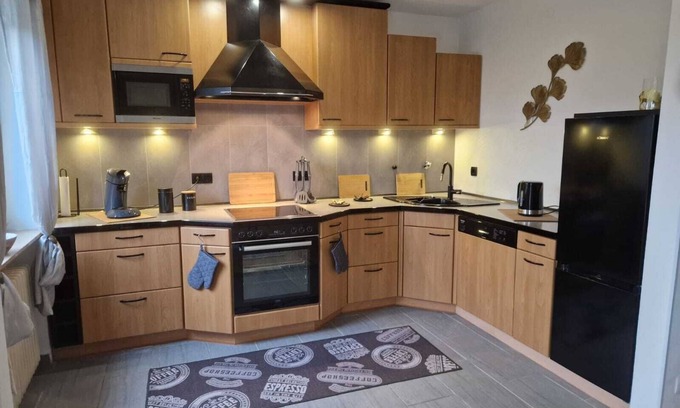 Neunkirchen Apartment | Neu 4 Zi. Küche Bad Ruhige Lage Nähe Zentrum Neunkirchen