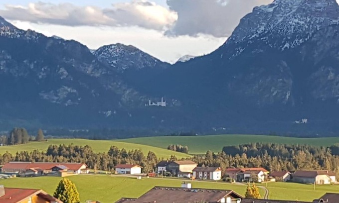 Enzensberg Apartment | Neuschwanstein view - Holiday apartment