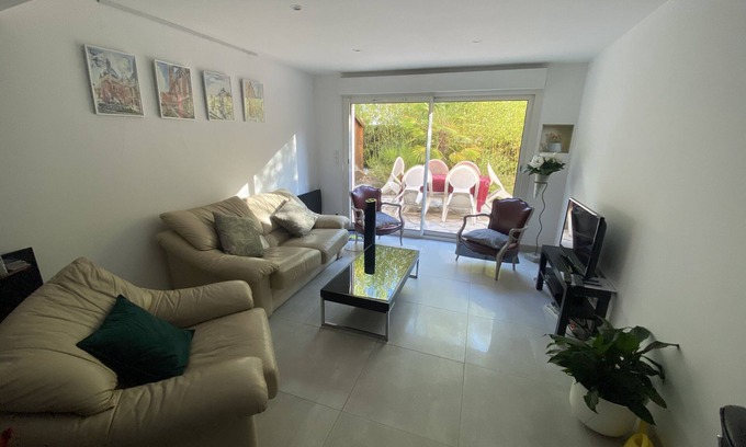 Roseraie Apartment | New 100m2 apartment with 3-key garden in Toulouse