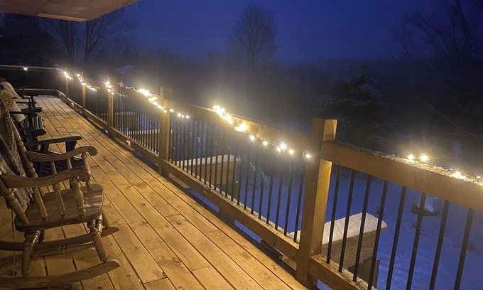 Jay Apartment | New 2 bedroom apt near Whiteface beautiful views