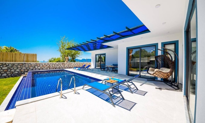 Uzumlu Villa | New 2 Bedroom Villa with Secluded Pool and Large Garden, in Uzumlu near Kalkan