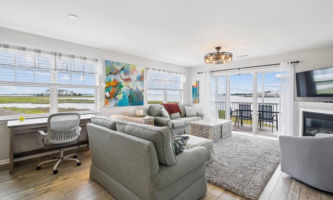 Ocean View Condo | NEW 2025 LISTING! WATERFRONT! Bethany Bay is a beautiful resort community located along the shore of the Indian River Bay