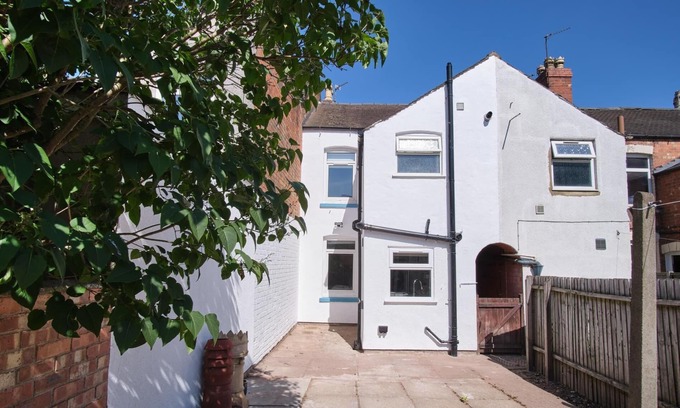 Loughborough Cottage | NEW 2BD Victorian Terraced House Loughborough