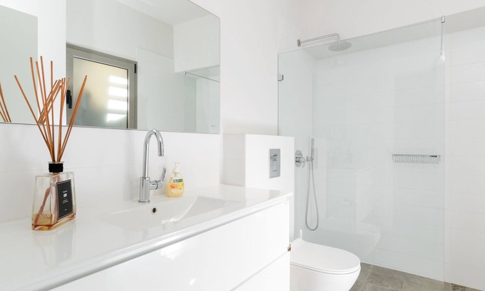 Tel Aviv City Center Apartment | NEW 2Bed/2Bath Center Rothschild