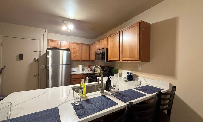 Burns Park Apartment | * NEW * 4BR Retreat | Heart of Campus w/Parking