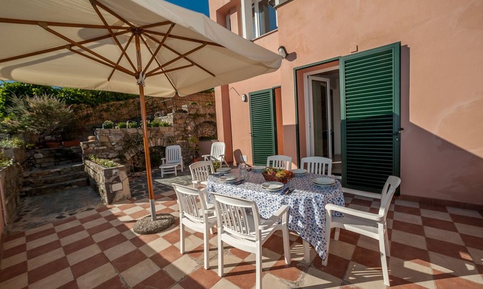 Chiavari Apartment | NEW! A TERRACE overlooking the sea, facing PORTOFINO, 30 minutes from the FIVE LANDS