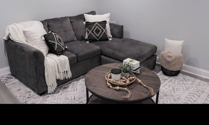 Forestview Apartment | NEW Apartment Located near DownTown Chicago