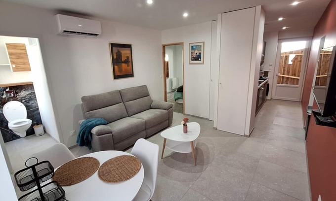 Saujon Apartment | New apartment on the ground floor 300M from terms and downtown Saujon