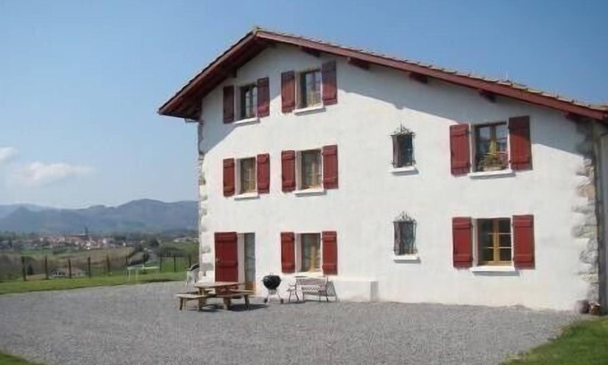 Ainhoa Apartment | New apartment, view over the historical village and the Spanish Pyrenees
