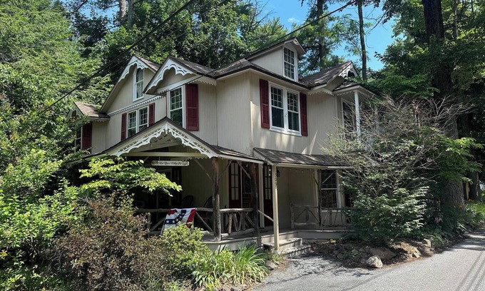 Mount Gretna Cottage | NEW! As You Like It Cottage