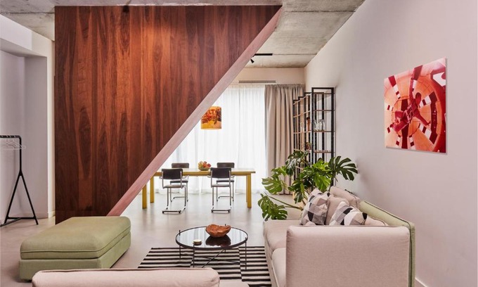 Slotervaart Bed & Breakfast | New beautiful design studio in Amsterdam West