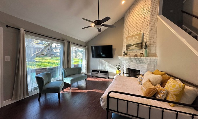 Schertz House | New Braunfels & San Antonio! Best of both worlds!