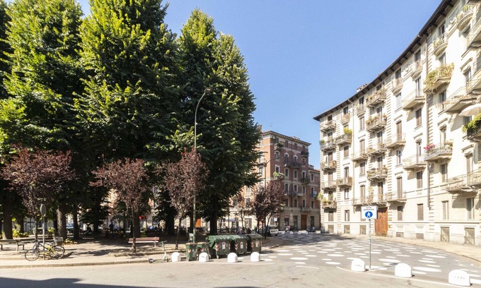 Vanchiglia Apartment | NEW Bright Studio x3 near Piazza San Carlo!