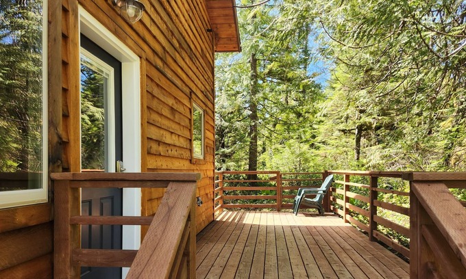 Ketchikan Cabin | New build, private, 2-bedroom cabin tucked into the woods
