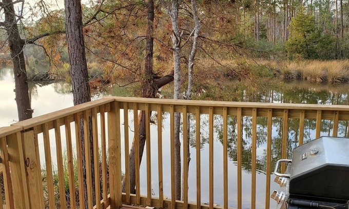 Elberta House | New Cabin on the Water
