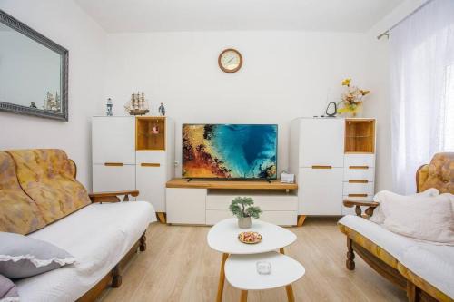 Sinj Apartment | New Charming Apartment Ivana - centrally located