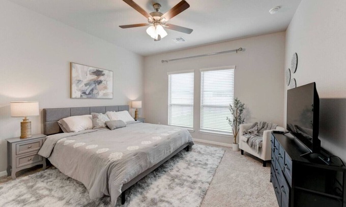 Bell County House | New Charming Retreat in Temple